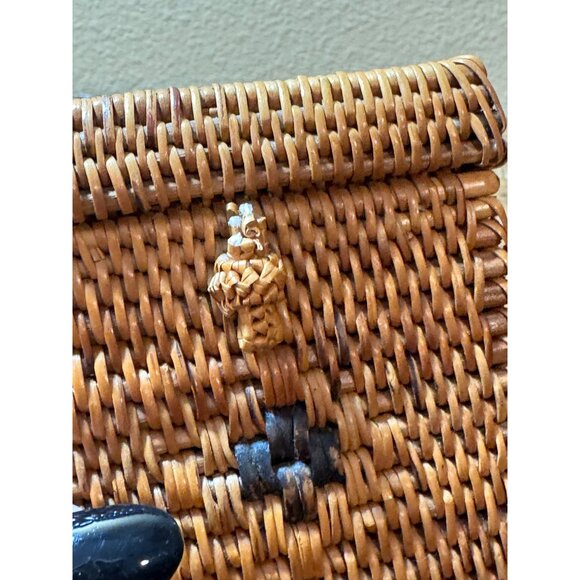 Vintage Rectangular Woven Rattan Basket With Lid & Black Accents - Picture 12 of 13